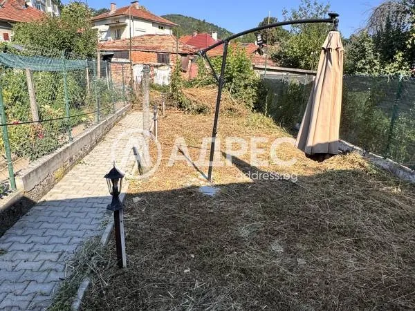 Къща, Троян, Северозападна България - снимка 23 от 26
