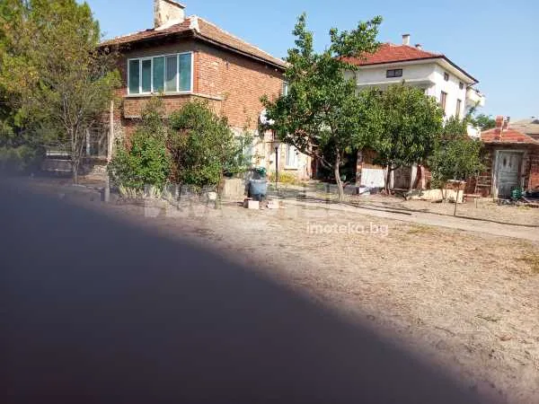 Къща, Садово, Южна България