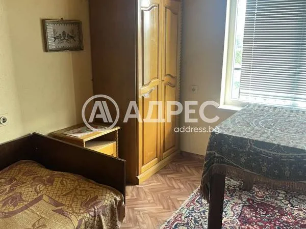 Къща, Долна Митрополия, Северозападна България - снимка 12 от 15