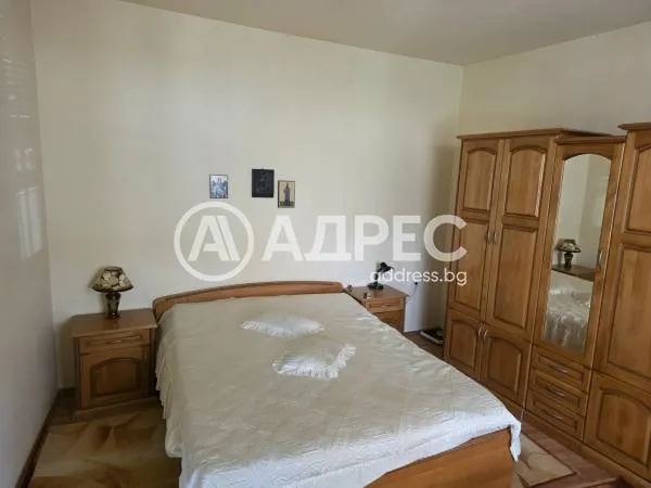 Къща, Ямбол, Югоизточна България - снимка 18 от 27