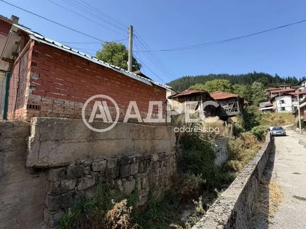 Къща, Троян, Северозападна България - снимка 17 от 18