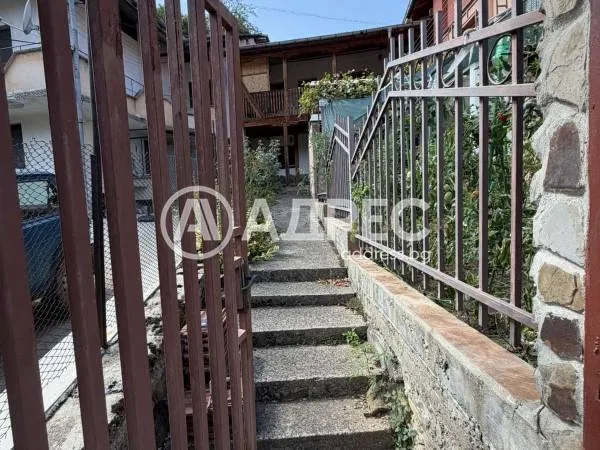 Къща, Троян, Северозападна България - снимка 2 от 18