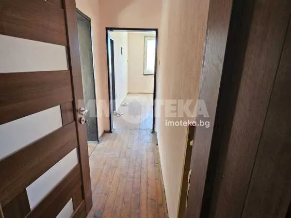 Къща, Радомир, Югозападна България - снимка 13 от 26