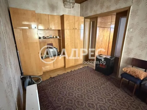 Етаж от къща, Троян, Северозападна България - снимка 13 от 17