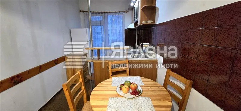 Многостаен, Тракия, Варна - снимка 2 от 11