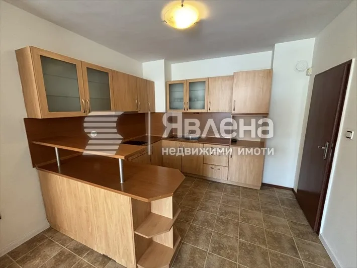 3-стаен, Център - Запад, София - снимка 2 от 10
