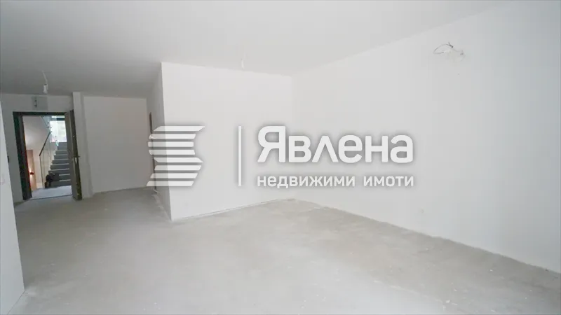 2-стаен, Изток, София - снимка 3 от 11