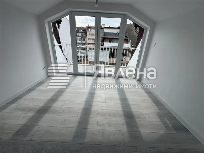 Многостаен, Тракия, Варна - снимка 8 от 11