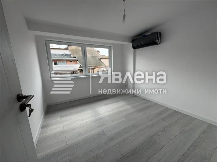 Многостаен, Тракия, Варна - снимка 7 от 11