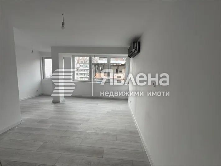 Многостаен, Тракия, Варна - снимка 3 от 11